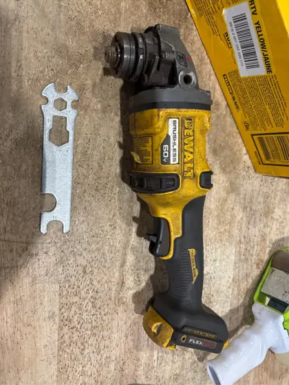DeWalt 60V MAX 13 amps… — Photo 6