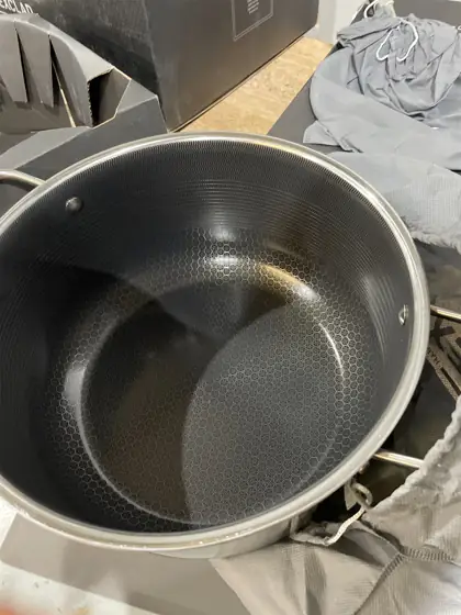 Hybrid Pot Set with Lids,… — Photo 2
