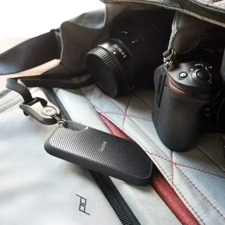 SanDisk Extreme Go Portable SSD,… — Photo 2